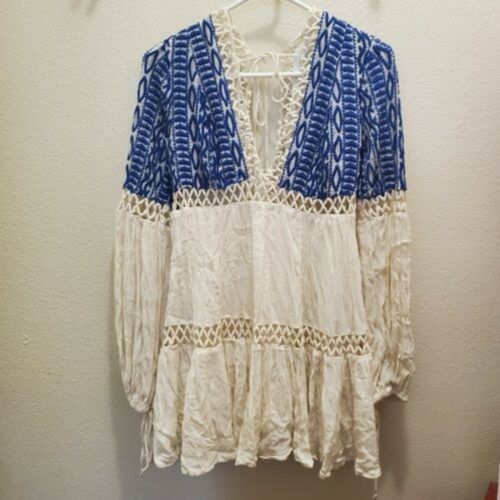 Free People Mini Boho Embroidered Women's Deep V Dress Bell sleeve Sz 4